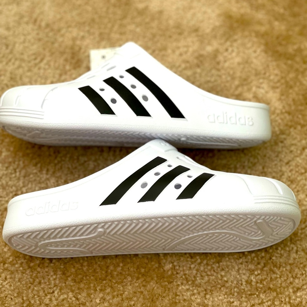 Adidas Adilette Clogs White/Black. New!